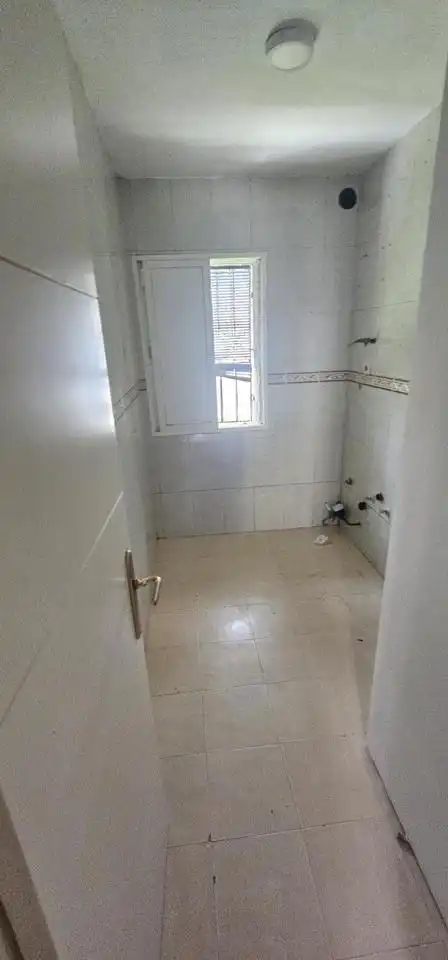 Bathroom of Apartments for sale in Madrid  with Heating