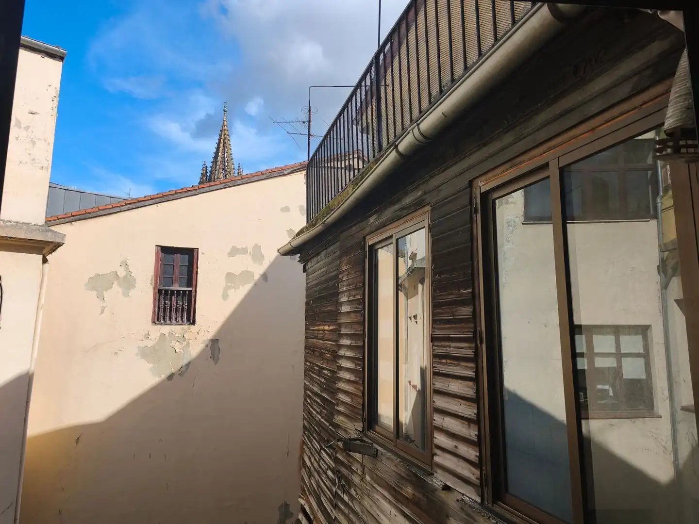 Exterior view of Flat for sale in Oviedo   with Swimming Pool