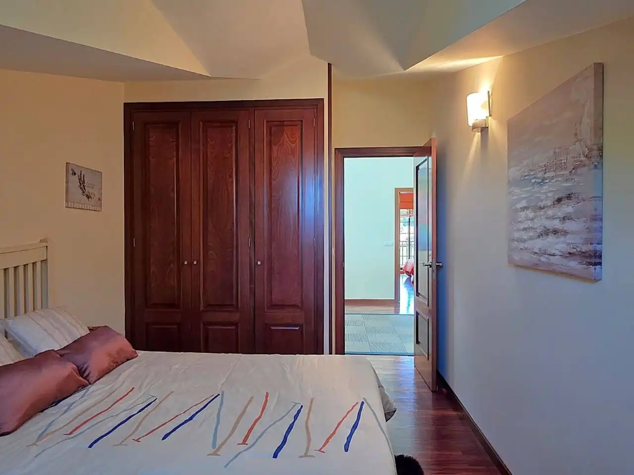 Schlafzimmer von Einfamilien-Reihenhaus zum Verkauf in Sada (A Coruña) mit Klimaanlage, Heizung und Privatgarten