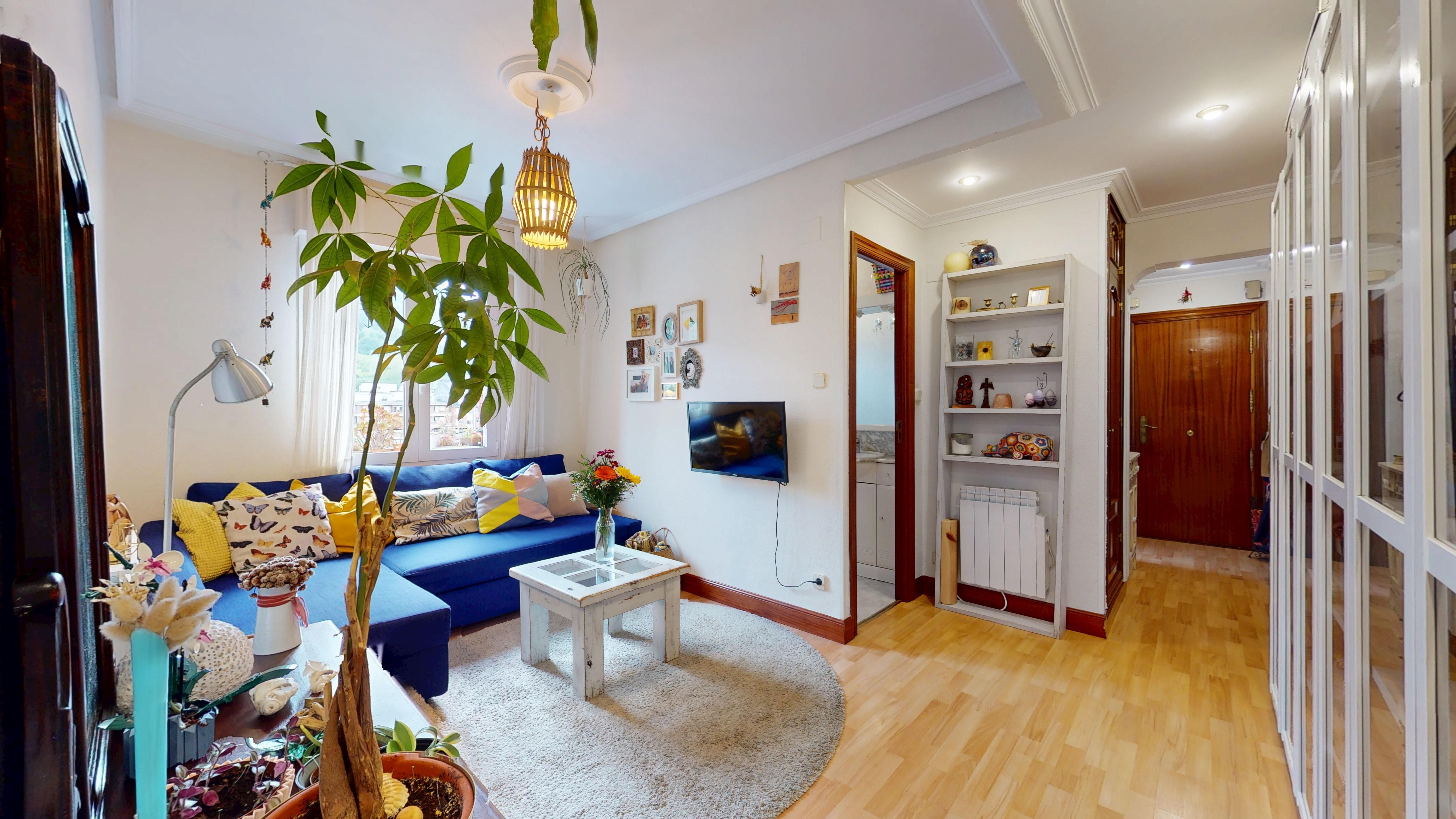 Living room of Flat for sale in Valle de Trápaga-Trapagaran  with Terrace