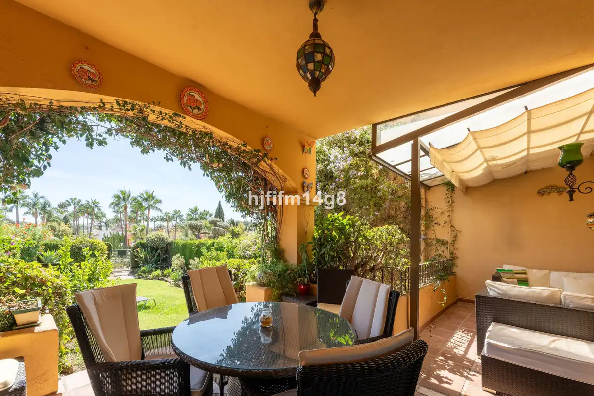 Adosado en venta en Nueva Andalucía, imagen 2