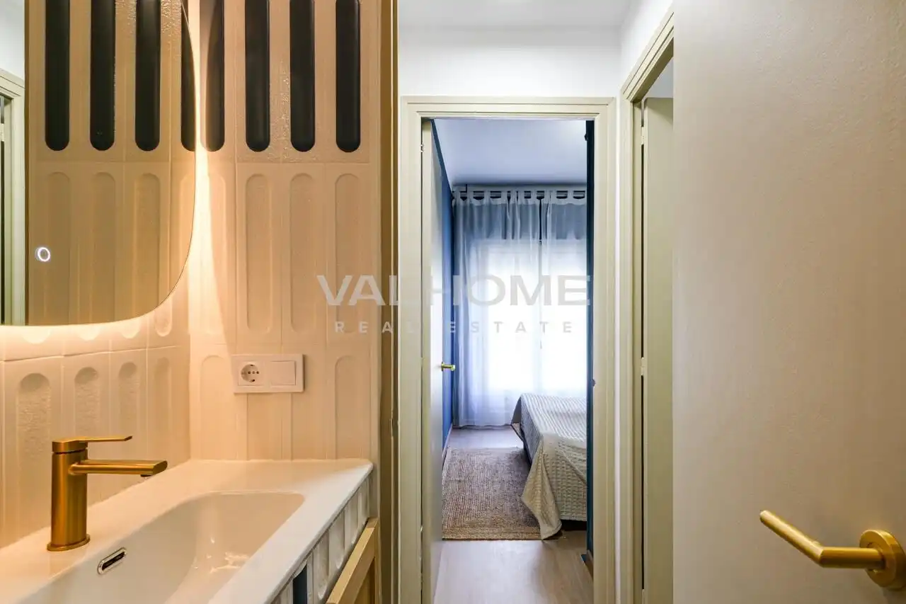 Schlafzimmer von Wohnungen zum Verkauf in Barcelona mit Klimaanlage, Heizung und Balkon
