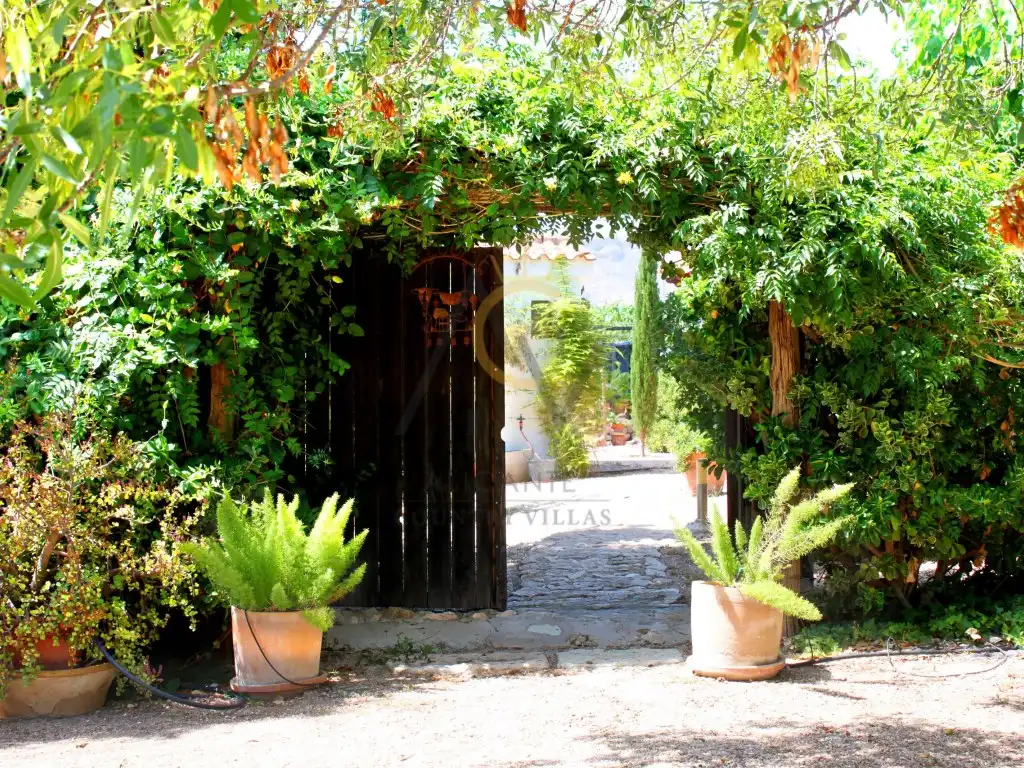 Villa mit Pool zum Verkauf in Monforte del Cid, imagen 2