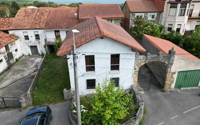 Vista exterior de Casa o xalet en venda en Bareyo amb Jardí privat i Traster