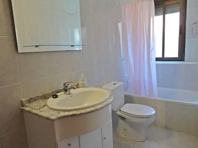 Baño de Casa o chalet en venta en Cascajares de la Sierra con Trastero y Amueblado