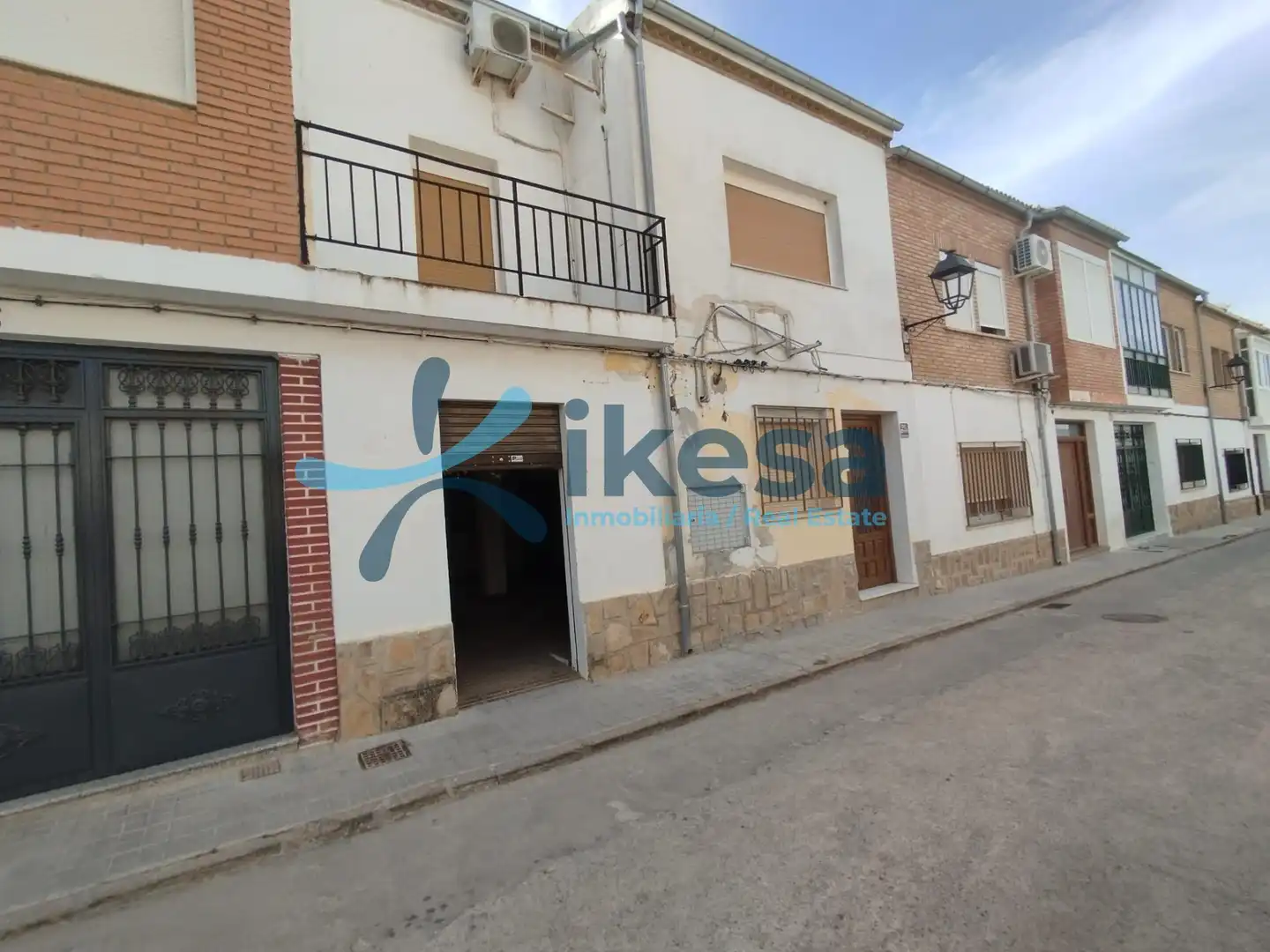 Vista exterior de Casa o xalet en venda en Baeza