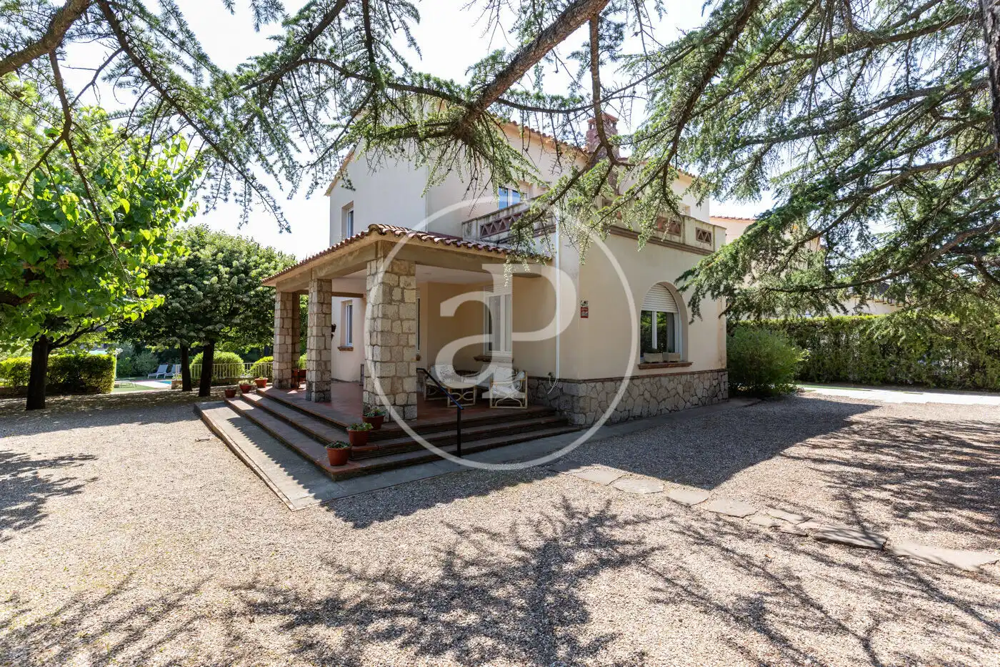 Jardí de Casa o xalet en venda en Matadepera amb Aire condicionat, Calefacció i Jardí privat