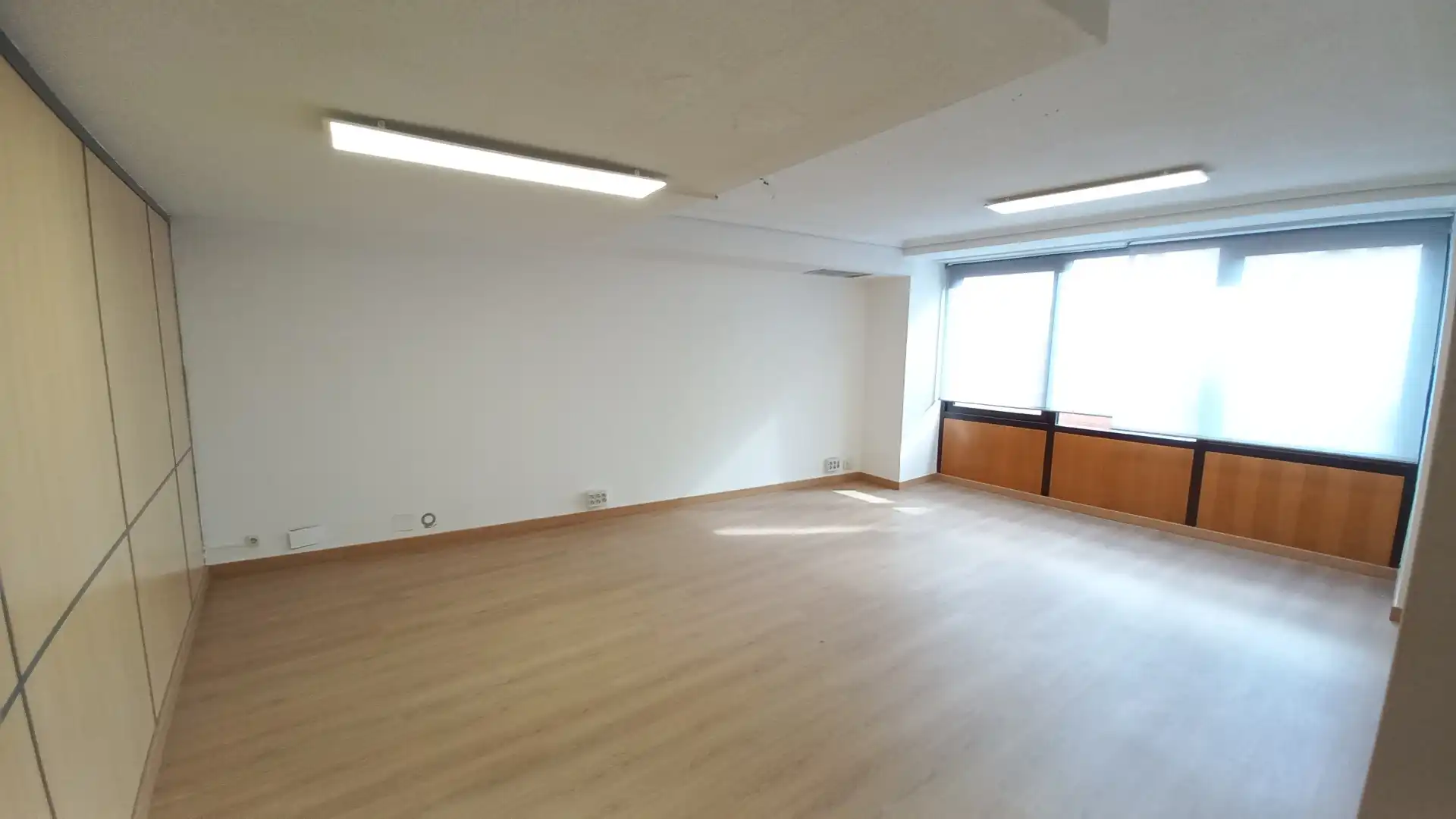 Bureau avec ascenseur à louer à Plaza Altozano 8, imagen 5