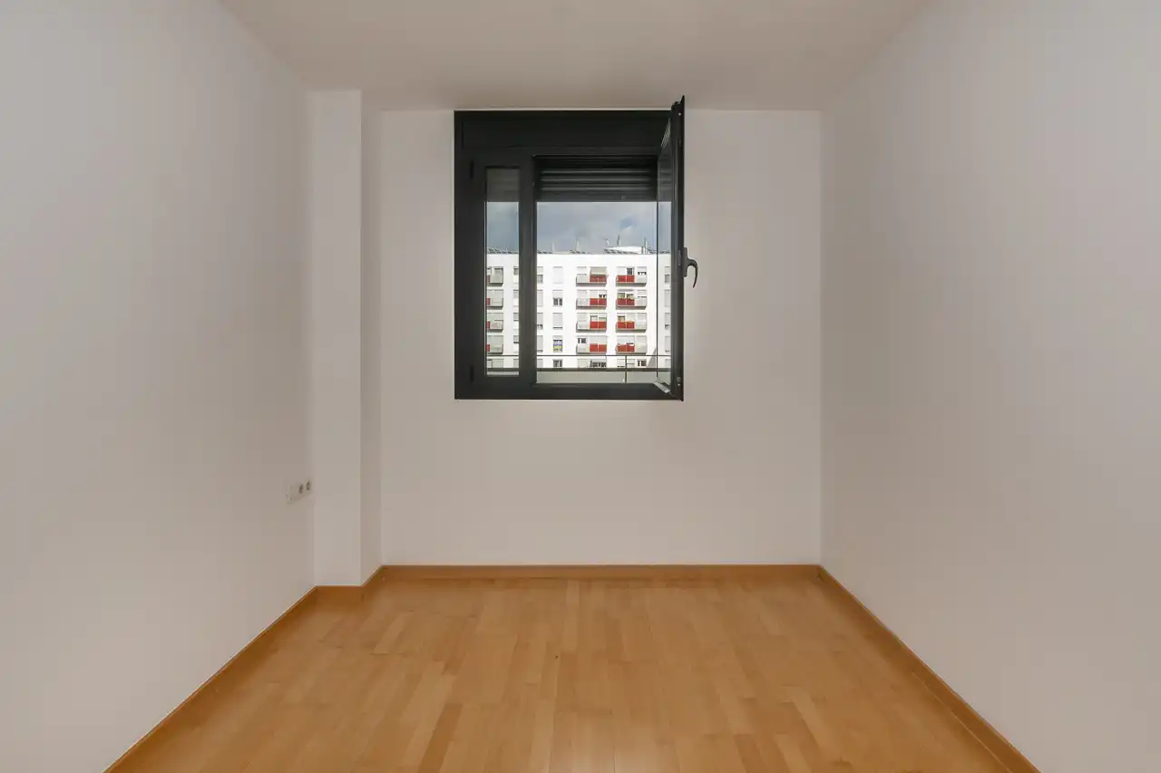Dormitori de Pis en venda en Barcelona amb Aire condicionat, Terrassa i Traster