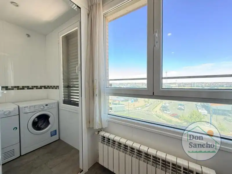 Balcony of Attic for sale in Valladolid  with Air Conditioner, Heating and Terrace