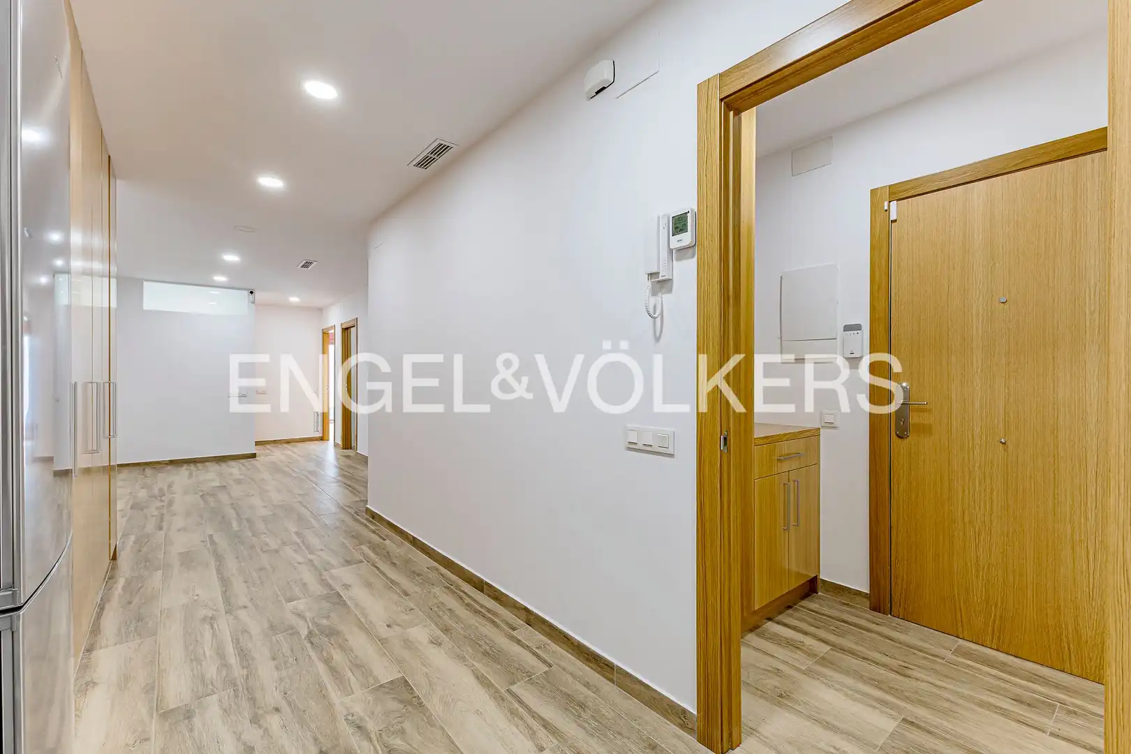 Piso en venta en Barcelona con Aire acondicionado, Calefacción y Terraza