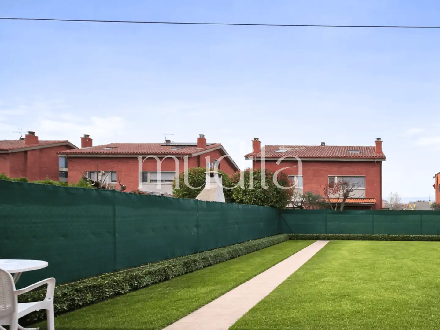 Jardí de Casa adosada en venda en Vic amb Calefacció, Jardí privat i Terrassa