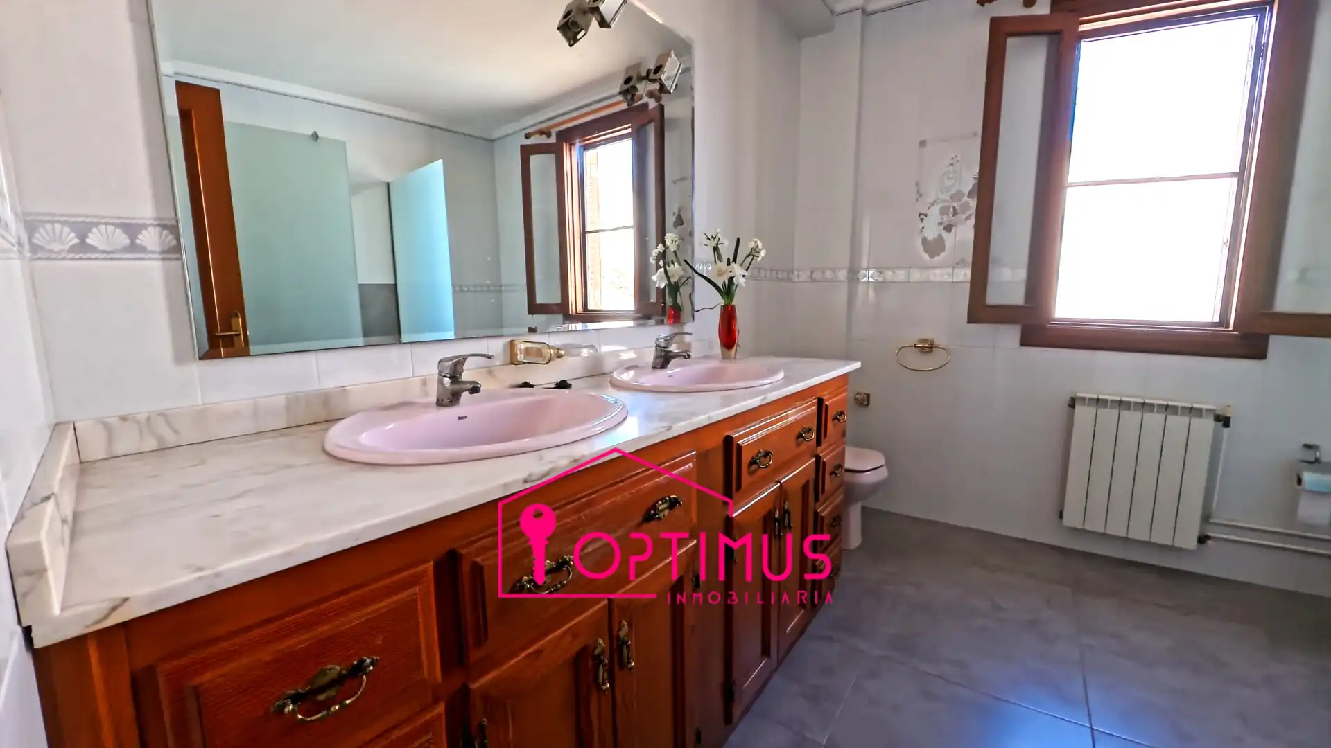 Bathroom of Houses for sale in Turís  with Terrace, Balcony and Alarm