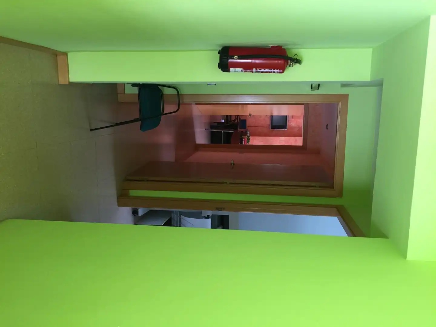 Büro zur Miete in Vilanova i la Geltrú mit Heizung und Abstellraum