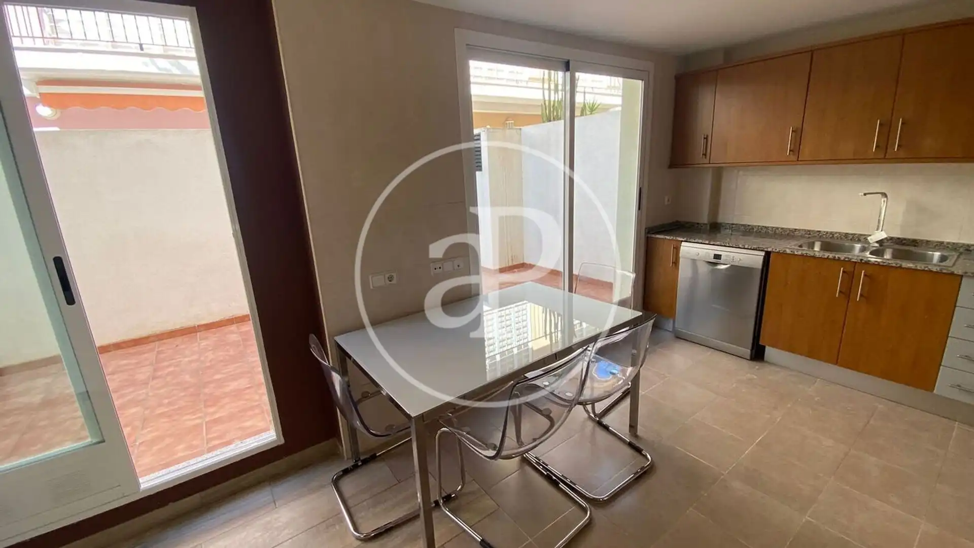 Kitchen of Single-family semi-detached for sale in Moncada  with Air Conditioner, Heating and Terrace