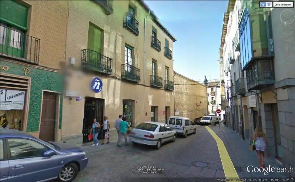 Vista exterior de Oficina de alquiler en Segovia con Calefacción