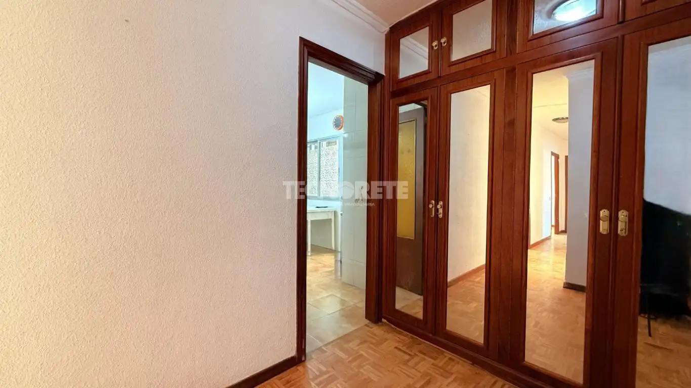 Habitación de Piso en venta en Guadalajara con Calefacción, Parquet y Terraza
