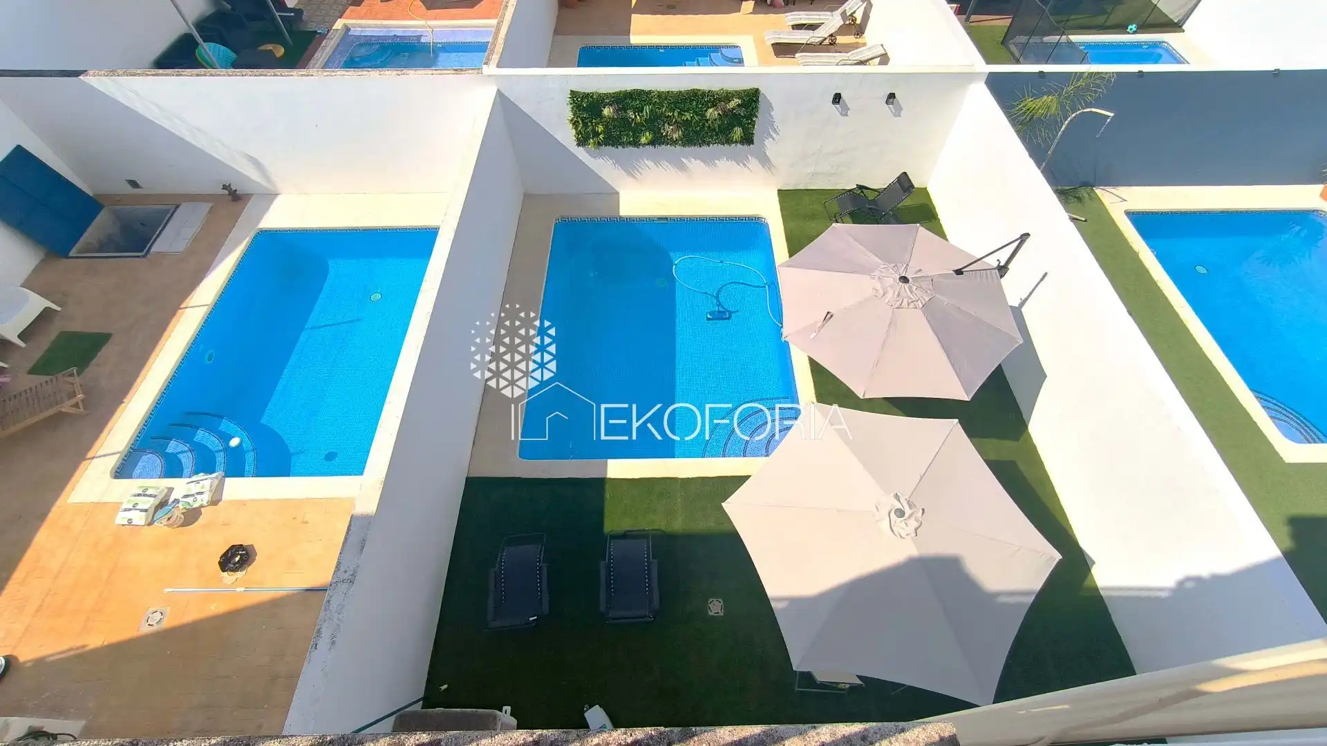 Piscina de Casa adosada en venta en Beneixida con Aire acondicionado, Calefacción y Jardín privado