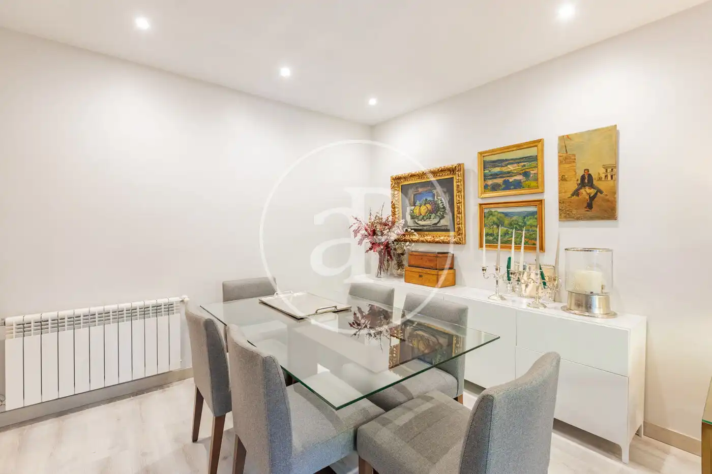 Comedor de Piso en venta en Madrid con Aire acondicionado, Calefacción y Jardín privado