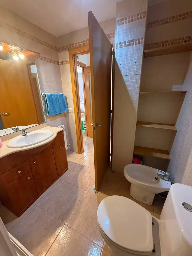Bathroom of Flat for sale in Sant Celoni  with Heating and Storage room