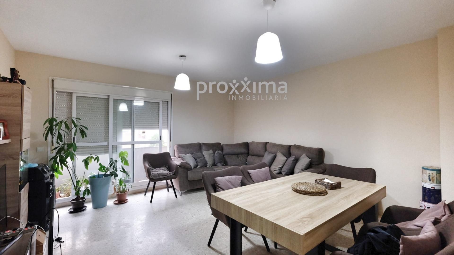 Sala d'estar de Pis en venda en  Sevilla Capital amb Terrassa