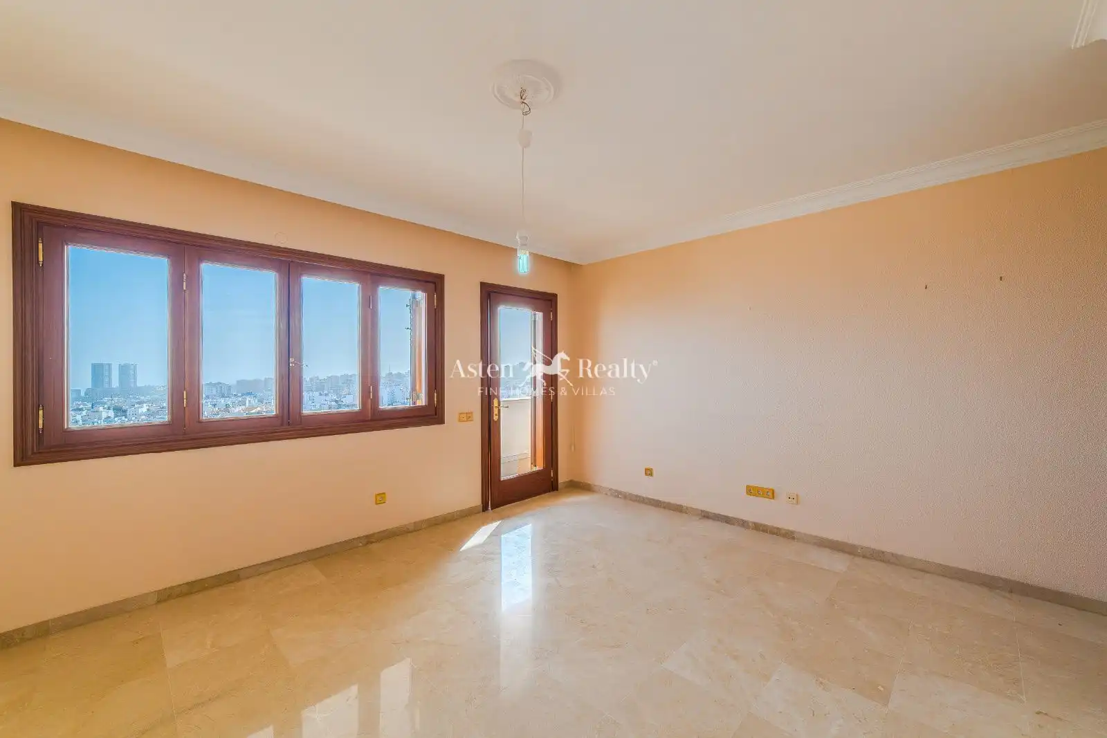 Habitación de Casa o chalet en venta en Santa Cruz de Tenerife con Aire acondicionado, Terraza y Piscina