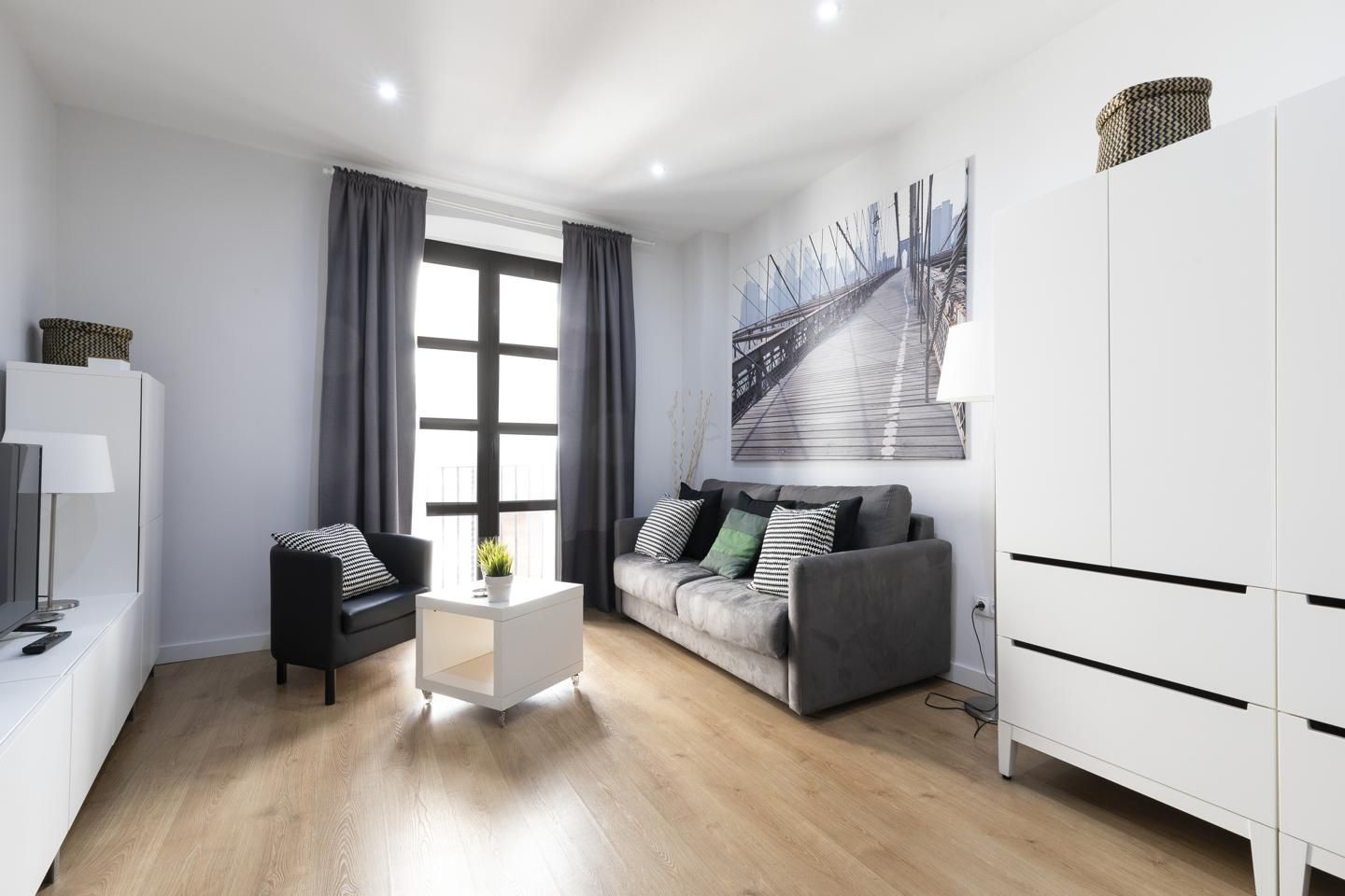 Sala d'estar de Estudi de lloguer en  Barcelona Capital amb Aire condicionat, Moblat i Internet