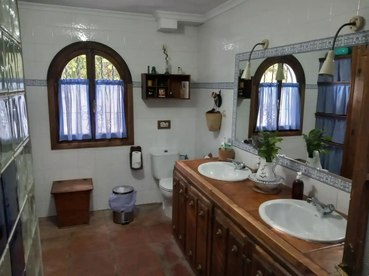 Bathroom of Houses for sale in La Línea de la Concepción