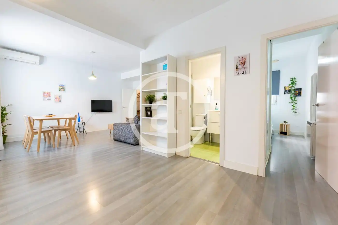 Flat for rent in Madrid  with Air Conditioner, Heating and Furnished