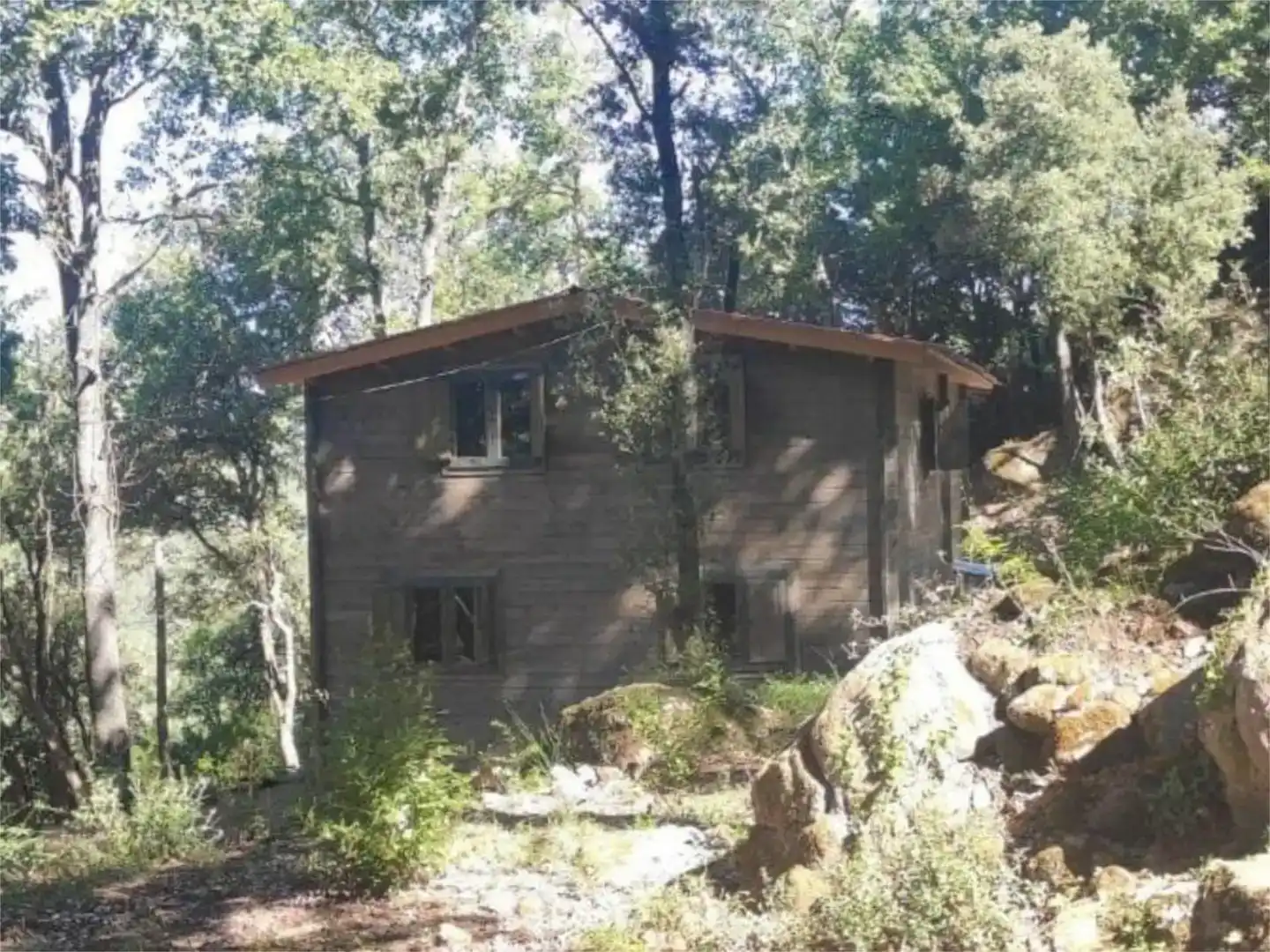 Vista exterior de Piso en venta en Santa Pau