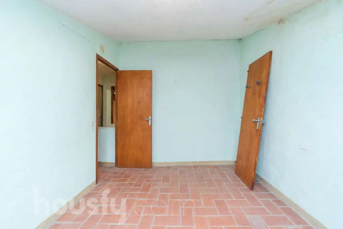 Houses for sale in Sant Martí de Tous  with Terrace and Balcony