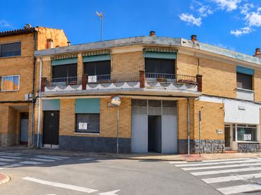 Maison mitoyenne avec balcon à vendre à Cintruénigo