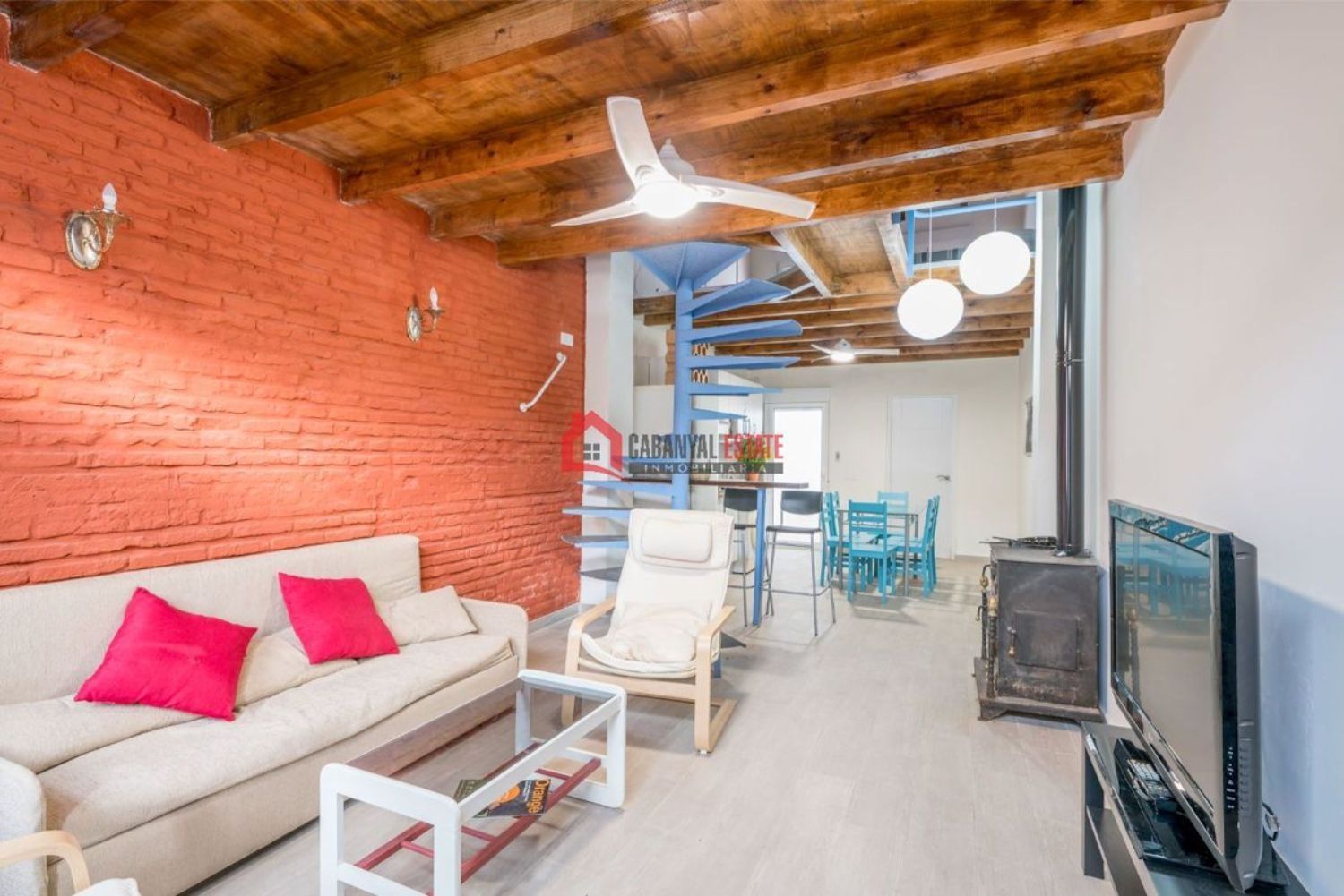 Casa adosada de lloguer a El Cabanyal - El Canyamelar