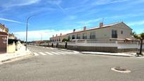 Exterior view of Single-family semi-detached for sale in Mont-roig del Camp  with Terrace and Swimming Pool