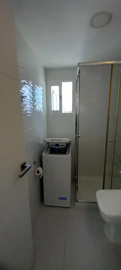 Baño de Piso de alquiler en Las Palmas de Gran Canaria con Terraza y Amueblado