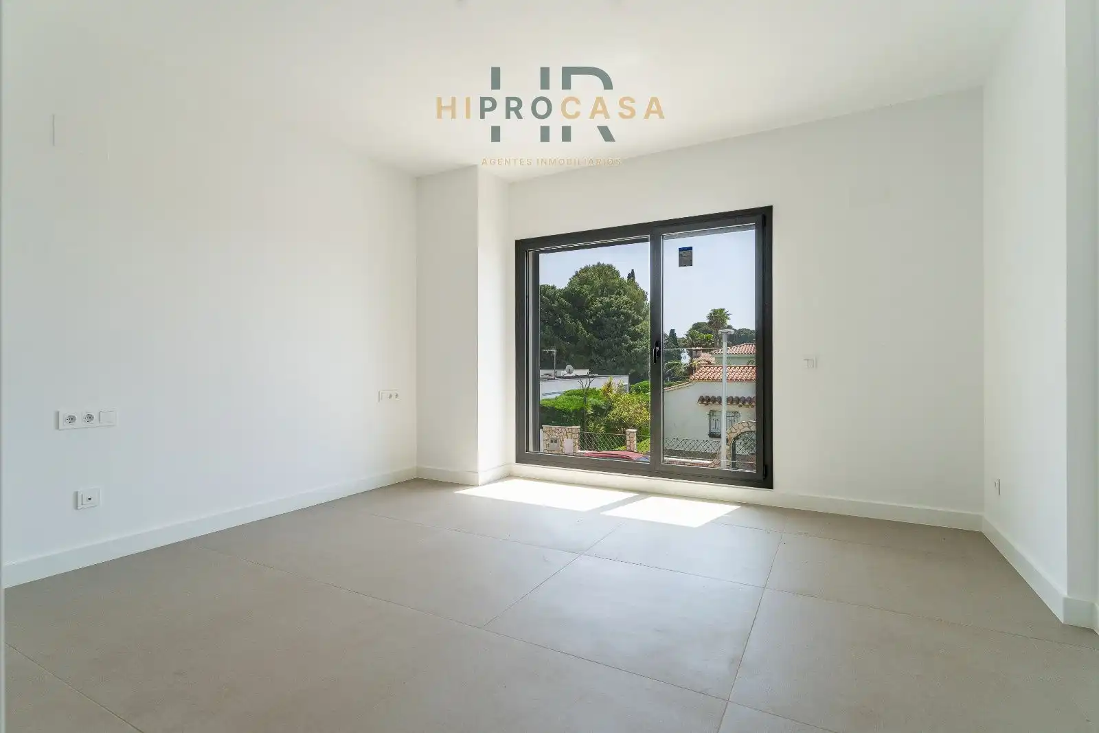 Bedroom of Detached homes for sale in Cambrils  with Air Conditioner, Heating and Private garden