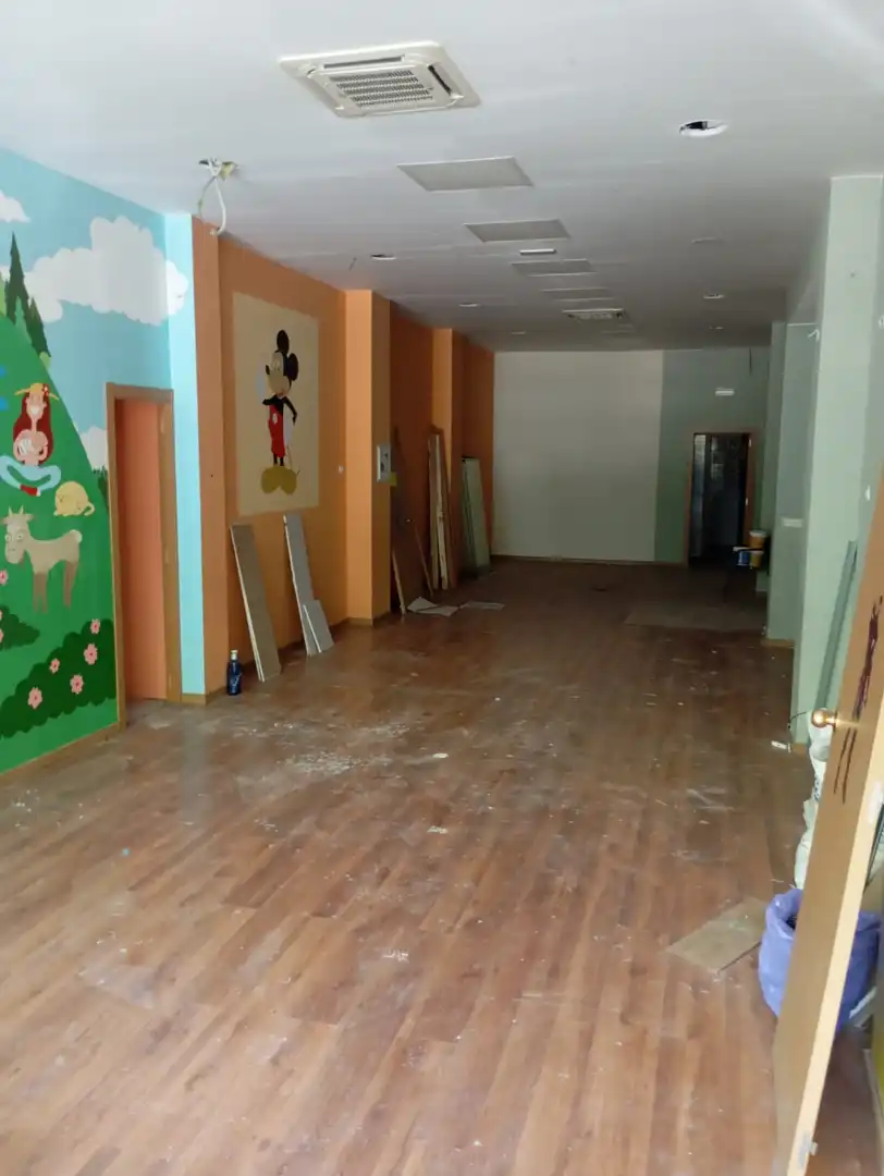 Business premises to rent in Vía de Ramón Pignatelli 3, imagen 3