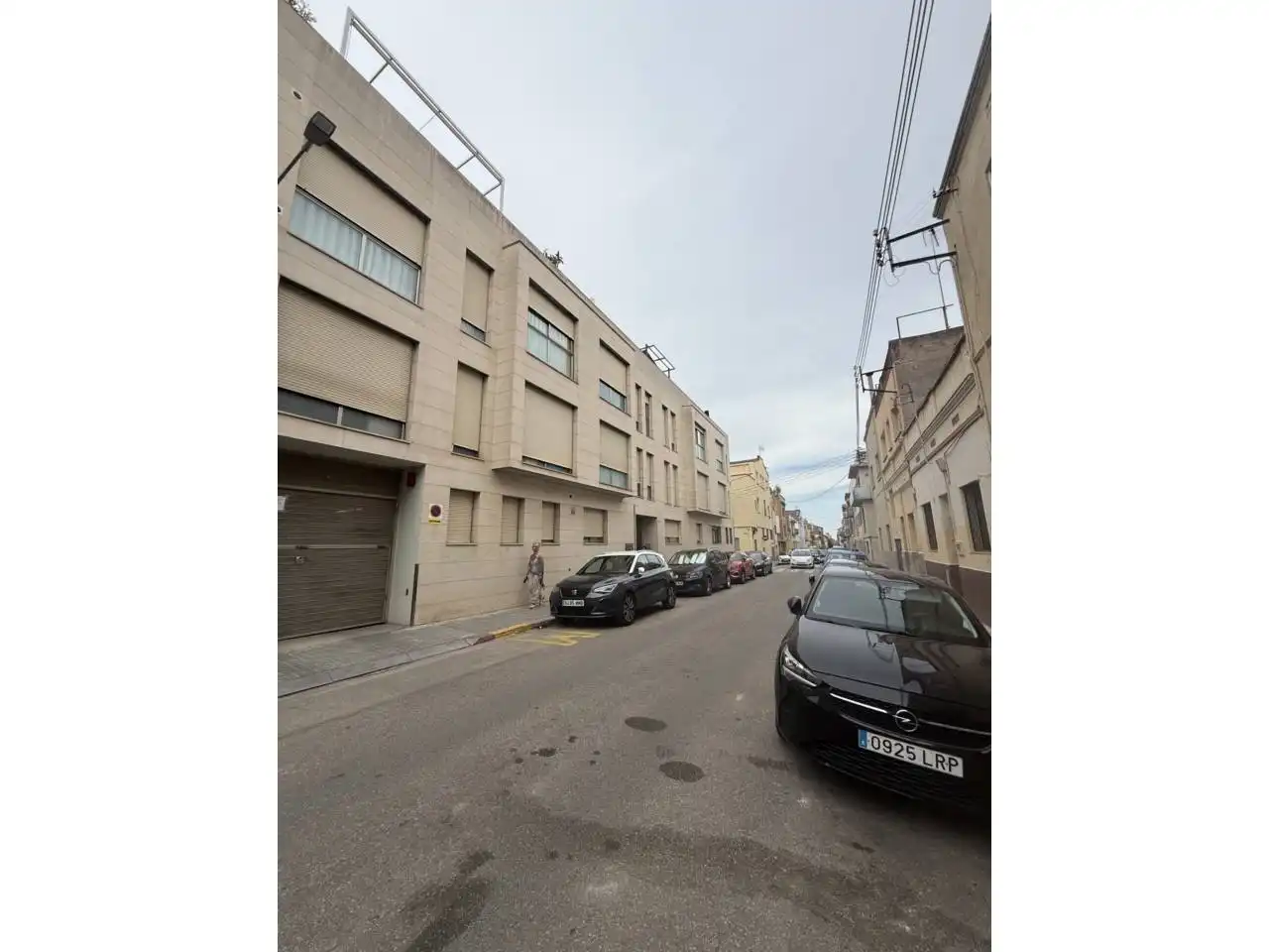 Außenansicht von Wohnung zum Verkauf in Sabadell mit Klimaanlage, Heizung und Parkett
