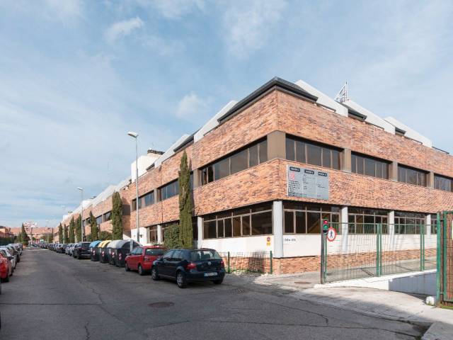 Oficina en Venta en Calle Mahon, 6 en El Pinar - Punta Galea