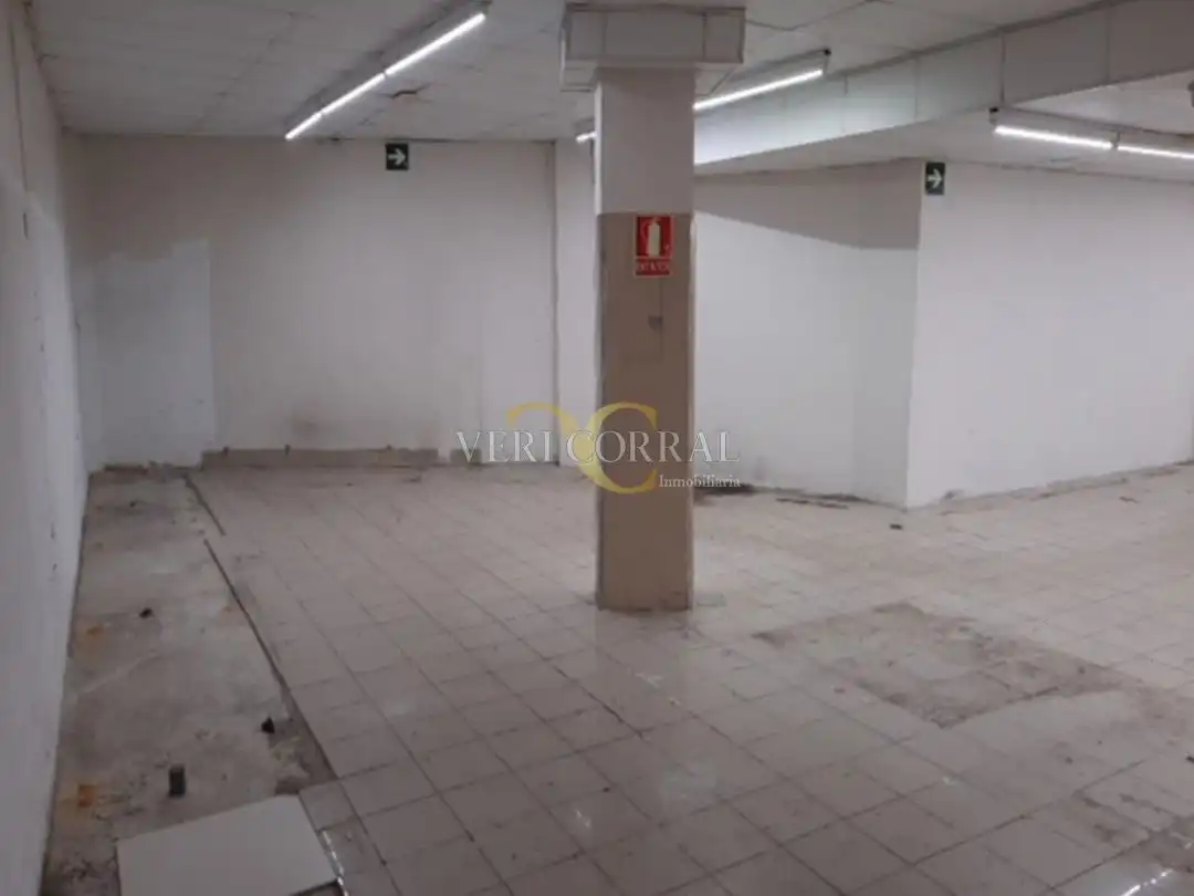 Business premises to rent in Calle Román Romano, imagen 9