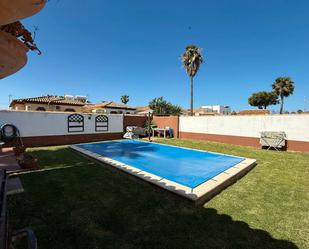 Swimming pool of House or chalet for sale in Chiclana de la Frontera  with Private garden, Terrace and Swimming Pool