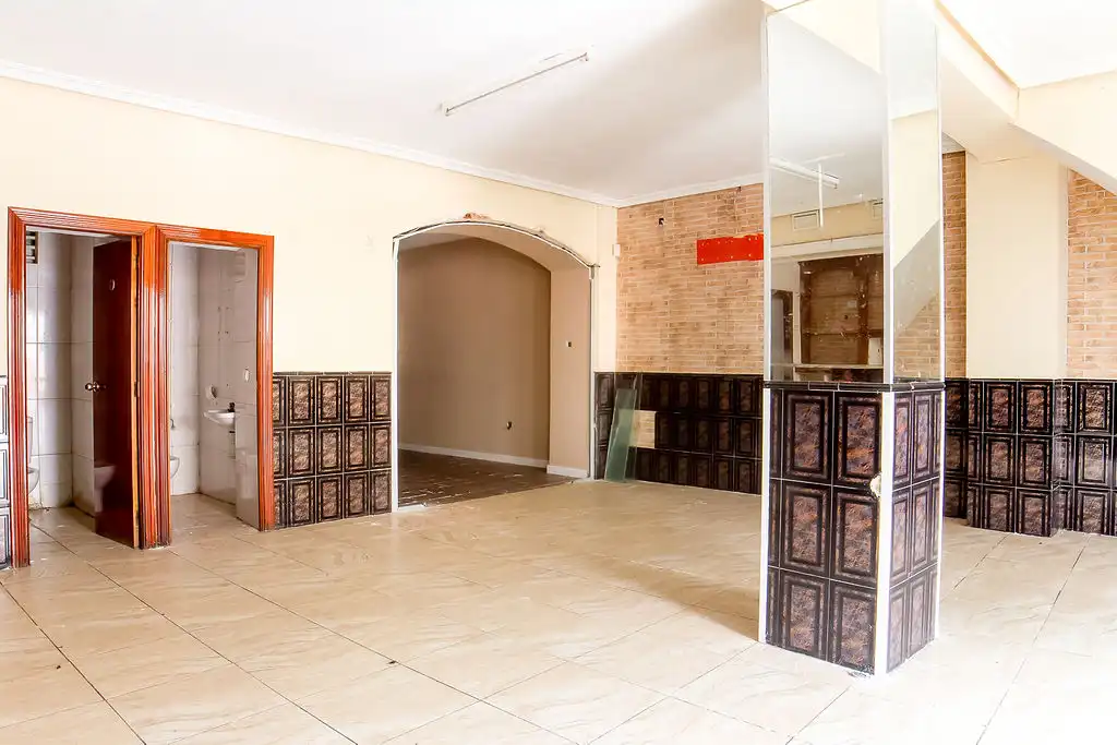 Local commercial à vendre à C/ Miguel Hernández, imagen 8