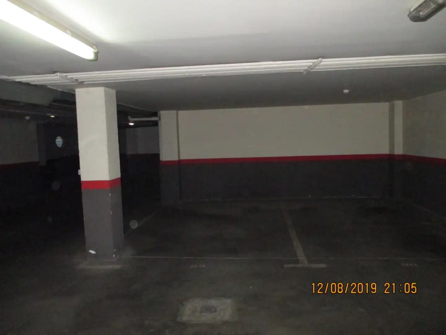 Parkplatz von Garage zur Miete in Ponferrada