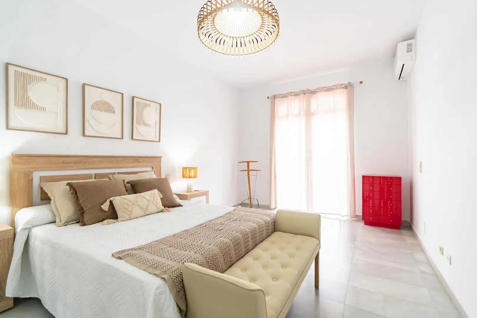 Dormitori de Casa o xalet en venda en Águilas amb Aire condicionat, Jardí privat i Terrassa