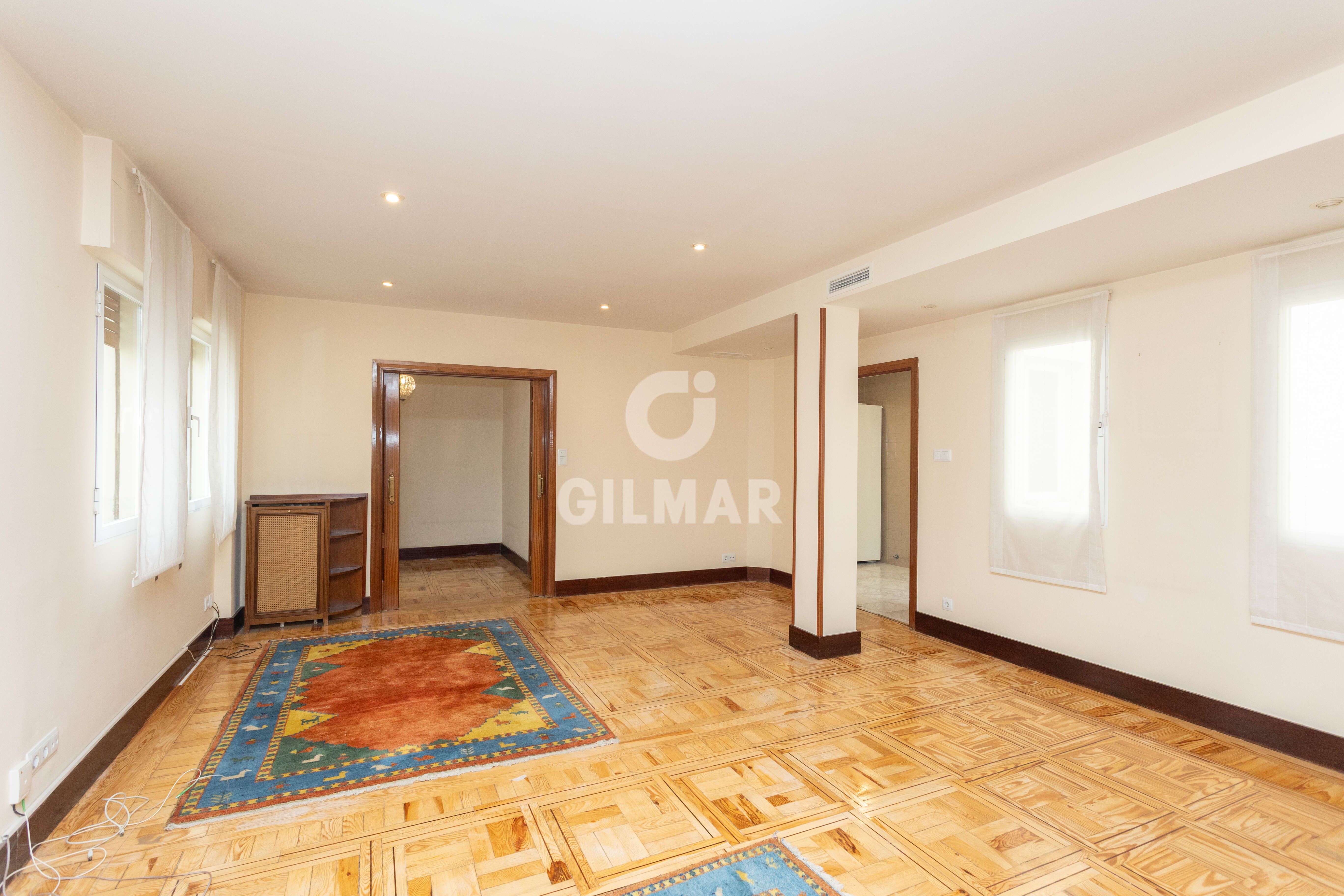 Flat for sale in  Madrid Capital  with Heating and Balcony