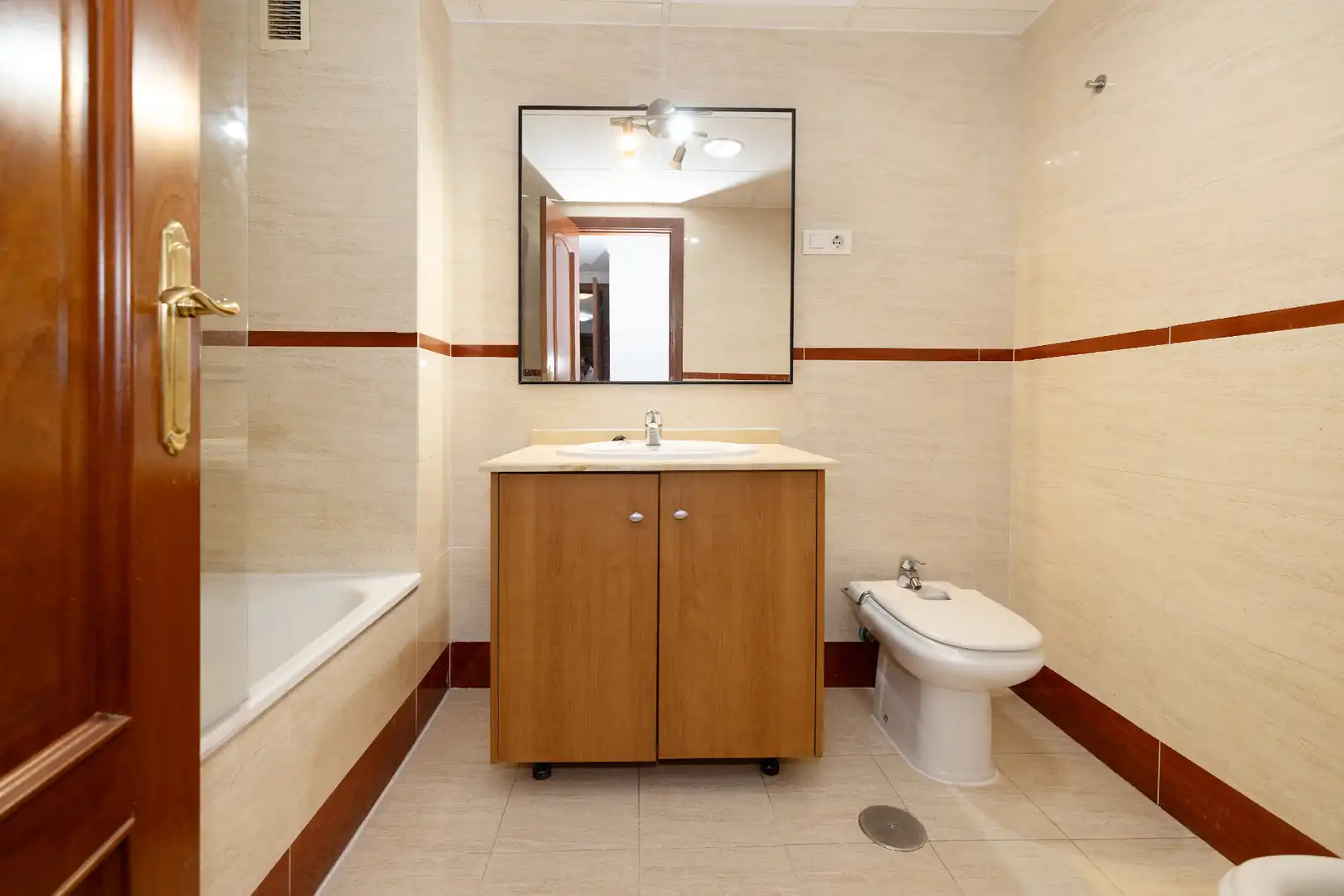 Baño de Piso en venta en Málaga con Aire acondicionado, Calefacción y Terraza
