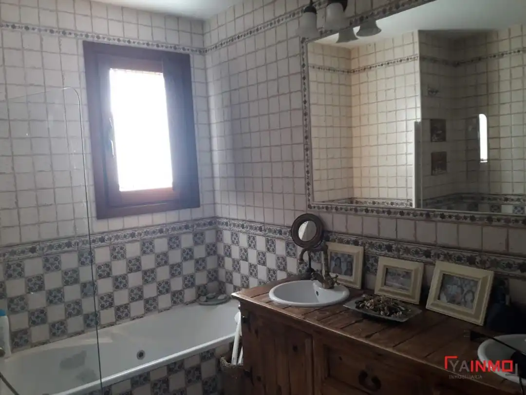 Chalet con jardín en venta en Condado de Treviño, imagen 3