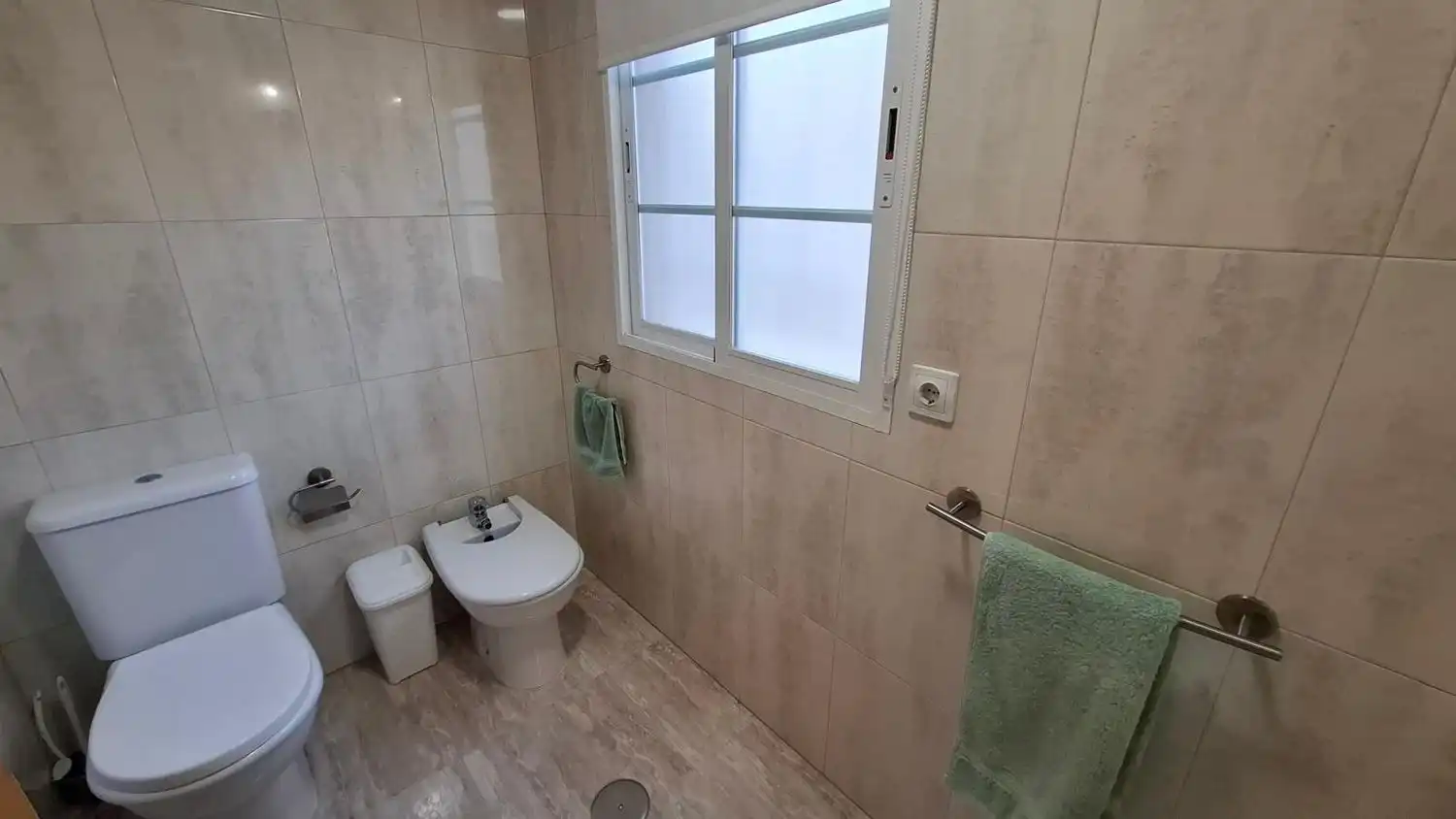 Baño de Dúplex en venta en Huércal-Overa con Aire acondicionado, Terraza y Trastero