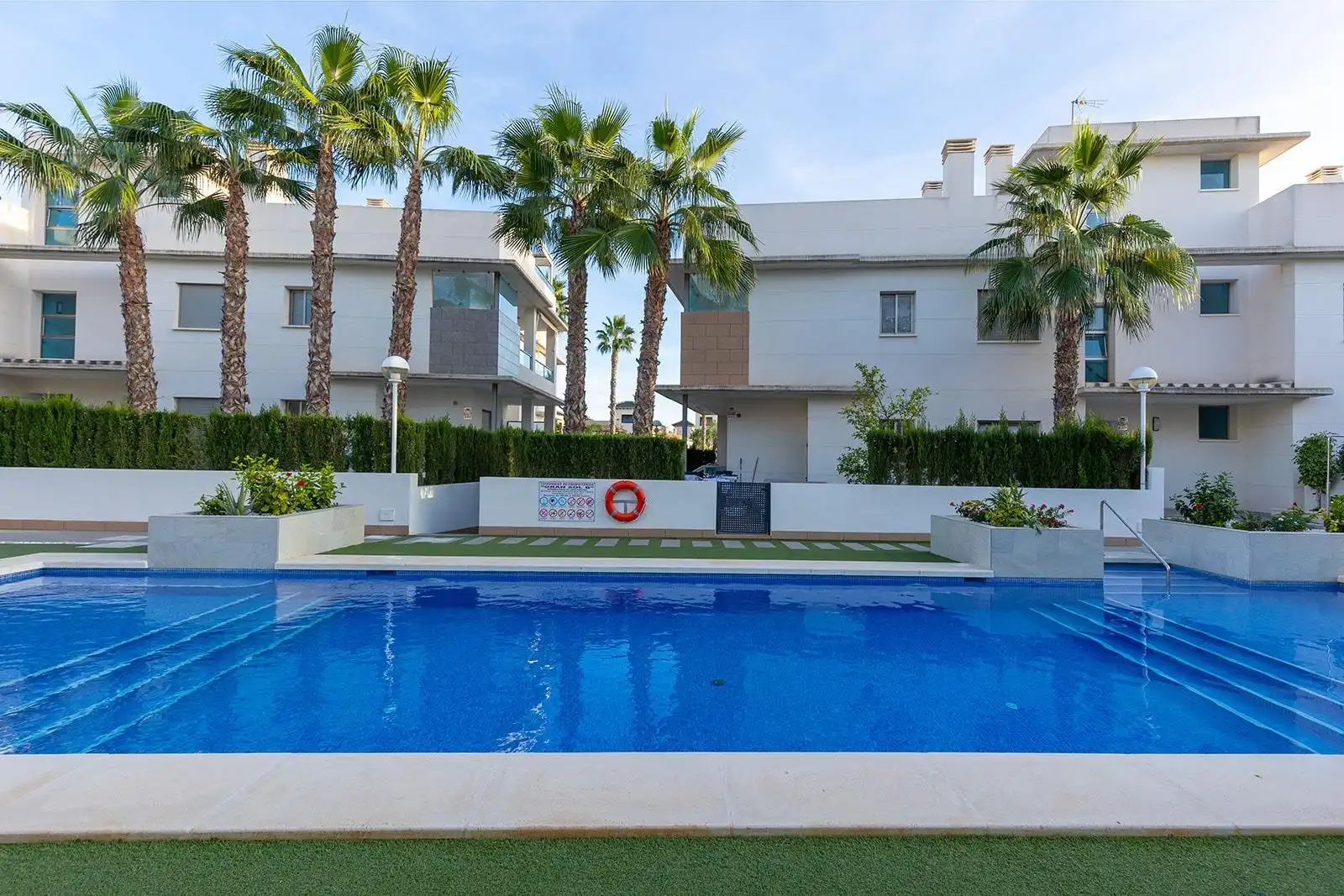 Swimming pool of Duplexes for sale in Rojales  with Air Conditioner, Heating and Private garden