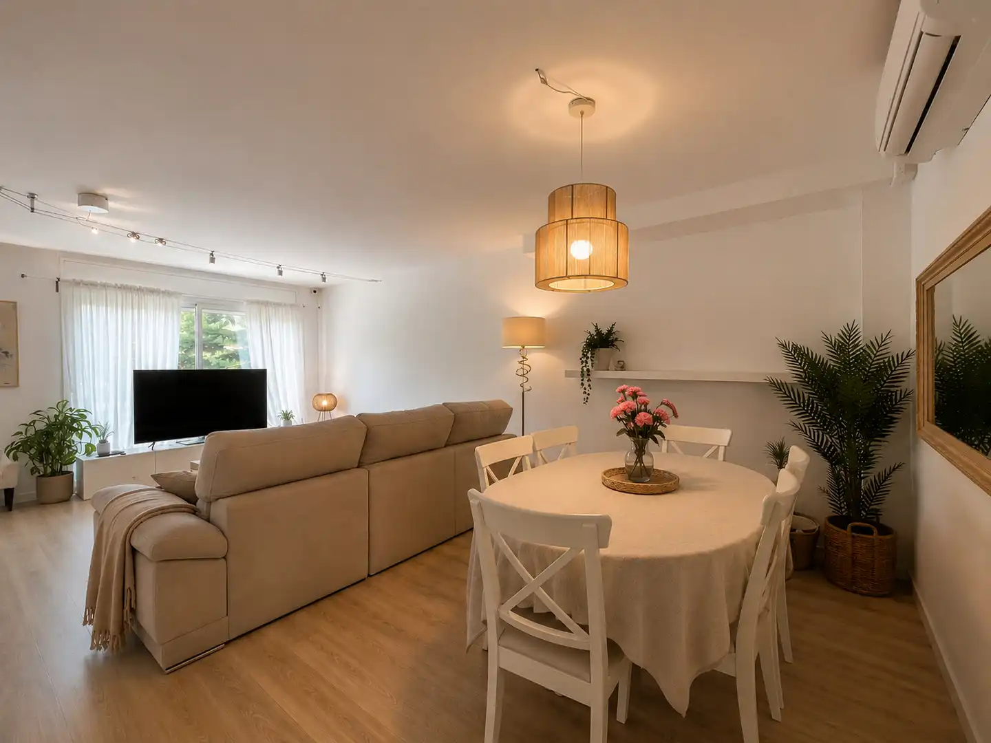 Living room of Houses for rent in Gavà  with Air Conditioner, Heating and Private garden